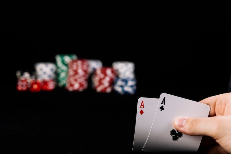 Privasi sandi dan data akun pengguna dewasa